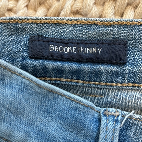 Lucky Brand Brooke Skinny Capris Size 30/10 - Picture 6 of 15
